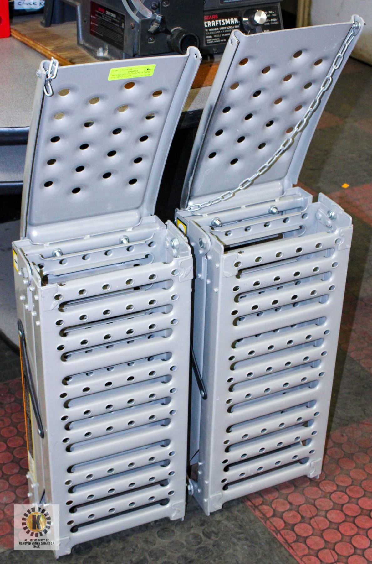 TRUCK LOADING RAMPS 78 INCH FOLDABLE LARIN