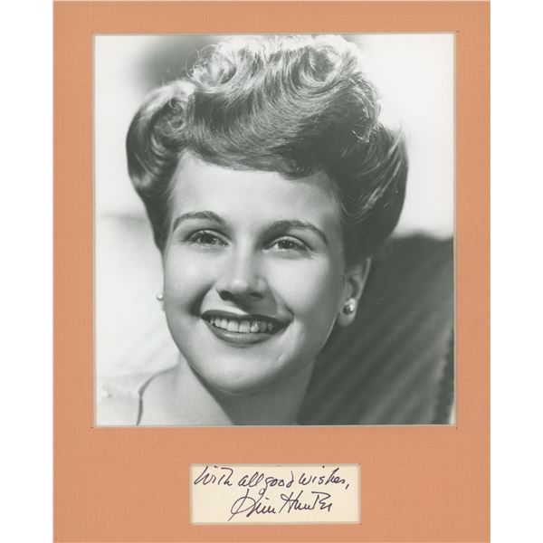 Kim Hunter signature cut and photo