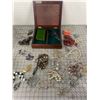 Image 1 : LOT OF JEWELRY