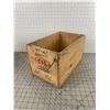 Image 1 : VINTAGE CIL SHOTGUN SHELL WOODEN CRATE