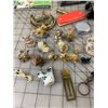 Image 2 : MISC LOT MINI CANNON RED ROSE FIGURINES ETC