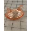 Image 1 : VINTAGE MINIATURE PINK GLASS HEN ON A NEST