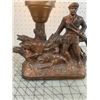 Image 2 : VINTAGE LAMP THE HUNTER