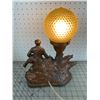Image 3 : VINTAGE LAMP THE HUNTER