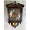 Image 2 : VINTAGE DYNASTY KEY WIND CLOCK