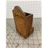 Image 3 : VINTAGE WOODEN MATCH HOLDER