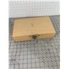 Image 2 : VINTAGE KIDS TOOLS