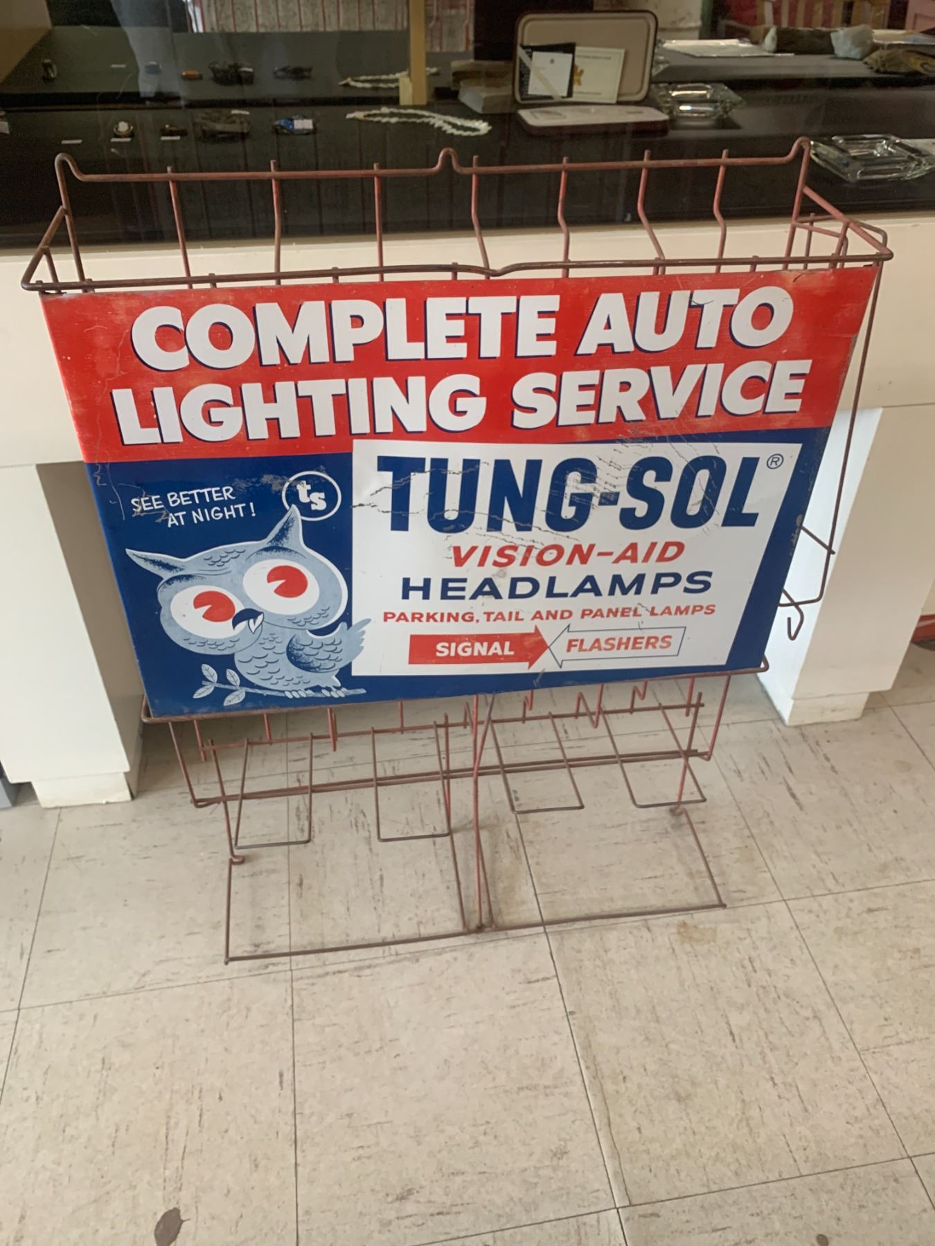 VINTAGE TUNG SOL SERVICE STATION ADVERTISING SIGN DISPLAY RACK 32
