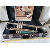 Image 2 : Yamaha silver trumpet & velvet lined protective case.