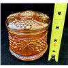 Image 2 : Northwood 1909 marigold carnival grape art glass jar