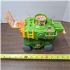 Image 1 : TMNT turtles pizza thrower form the 80's (has all pizza and works)