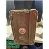 Image 3 : Vintage Suitcase 31"x11.5"x18".