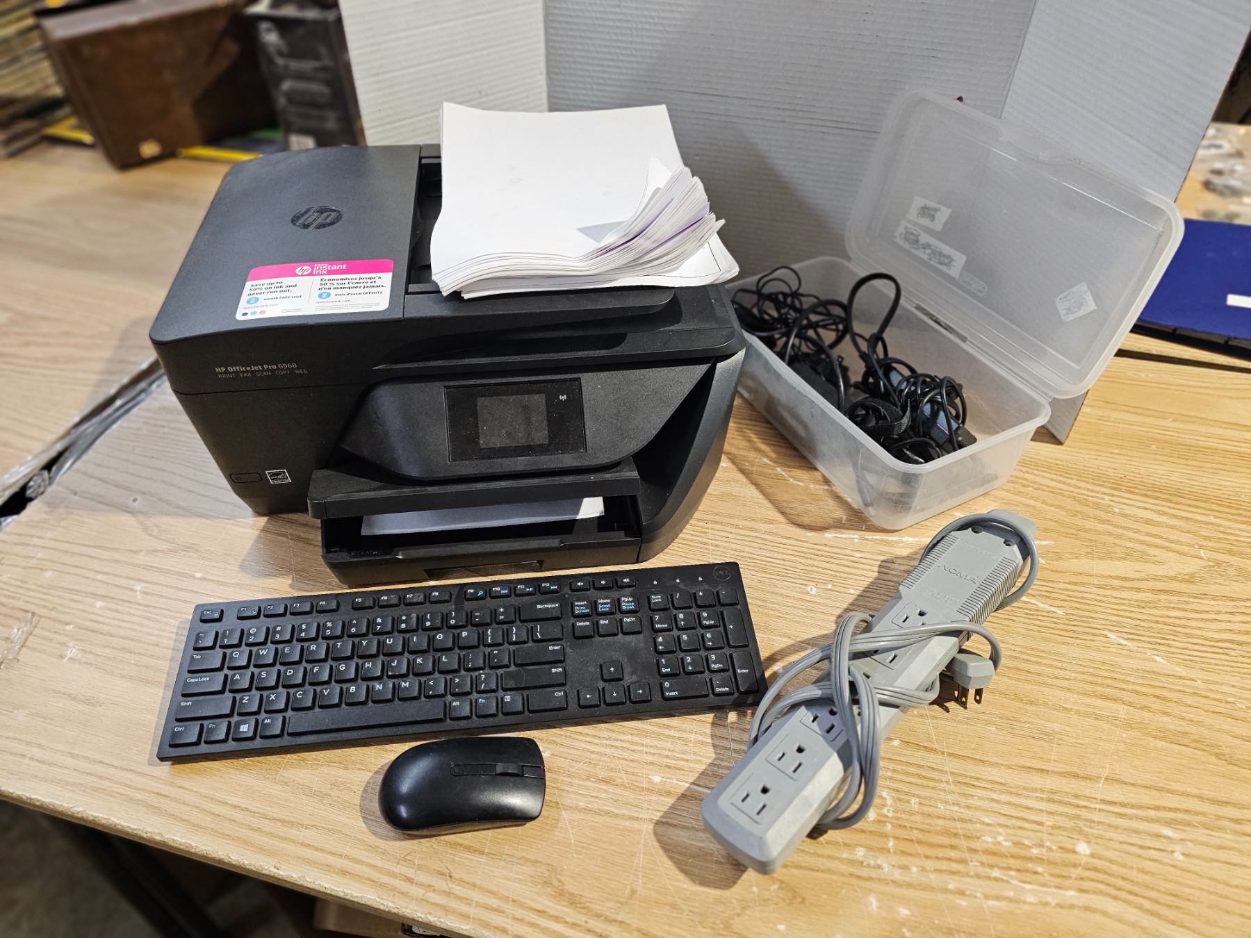 Rubbermaid Bin Full of Computer Stuff - Schmalz Auctions