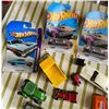 Image 2 : 3 Hot Wheels In Package & Loose Cars