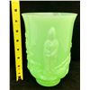 Image 2 : Fenton Jadeite "Empress Vase" Very Rare Only Made In 1980 With Fenton Sticker
