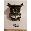 Image 10 : rare 1950's dutch made enamel portable one wick oil stove  8" by 6"