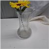 Image 1 : glass vase with fake flowers