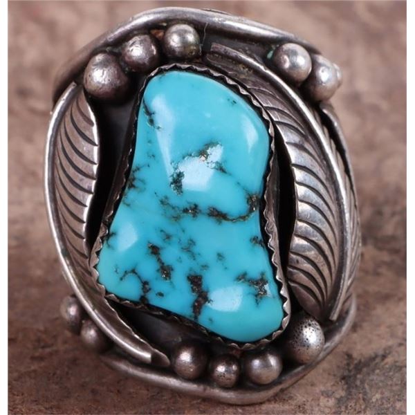 TURQUOISE SOUTHWEST-STYLE STERLING SILVER RING