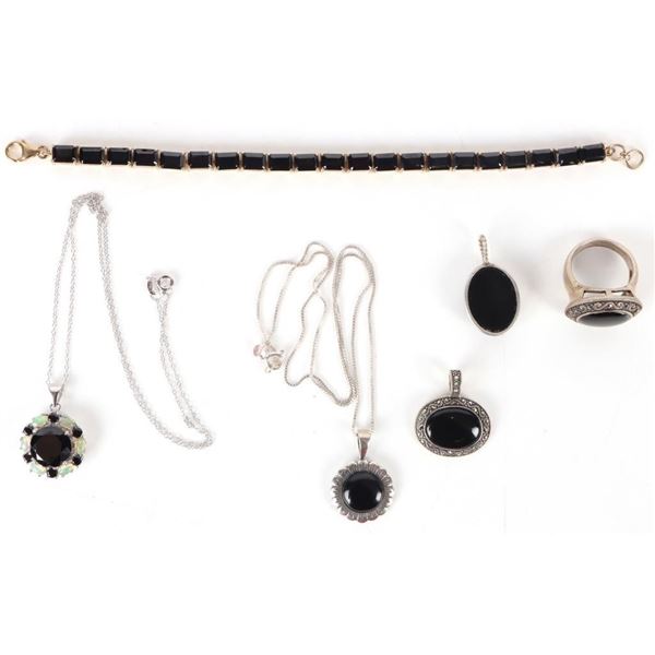 BLACK ONYX STERLING SILVER LADIES JEWELRY