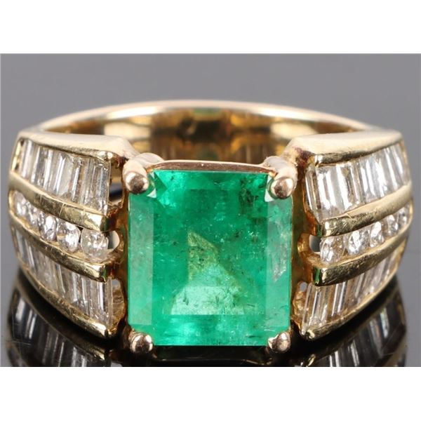 NATURAL COLOMBIAN EMERALD & DIAMONDS 14K GOLD RING