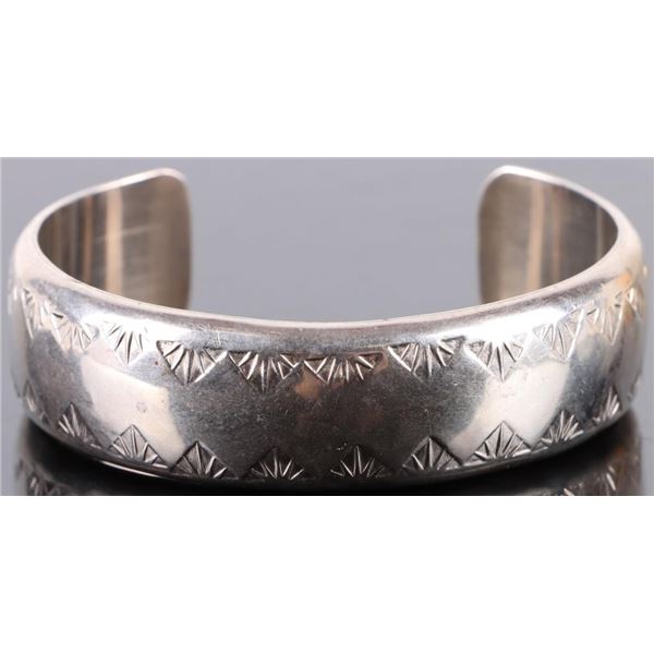 KIRK SMITH NAVAJO STERLING SILVER CUFF BRACELET
