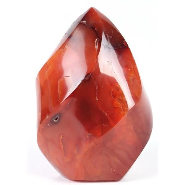 1118.0CT CARVED RED & ORNAGE CARNELIAN STONE