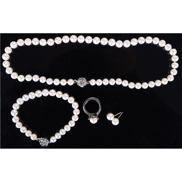 WHITE PEARL STERLING SILVER MATCHING LADIES SET