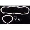 Image 1 : WHITE PEARL STERLING SILVER MATCHING LADIES SET