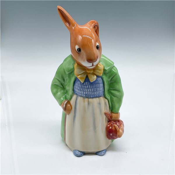 Royal Doulton Bunnykins Figurine, Farmer Bunnykins DB471