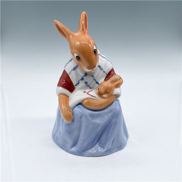 Royal Doulton Bunnykins Figurine, Mother Bunnykin DB472