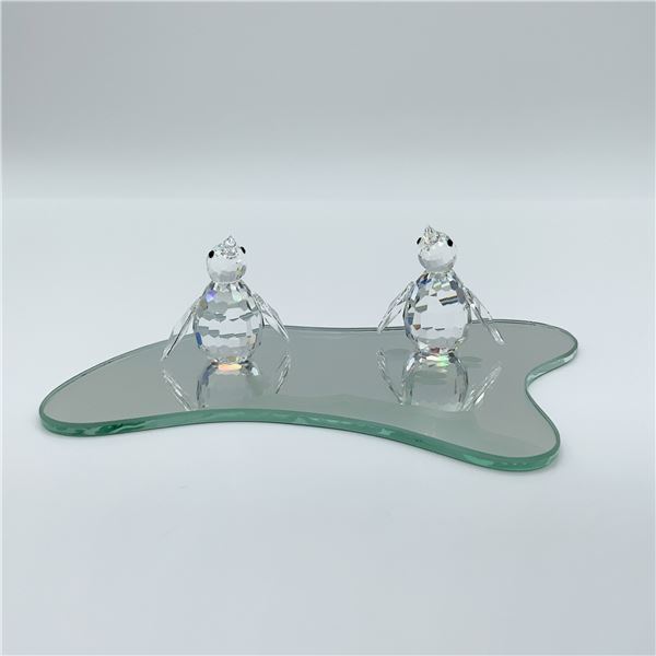 Swarovski Crystal Figurine Penguin Pair with Mirror Base
