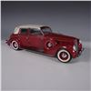 Image 3 : Signature 1937 Lincoln Touring Cabriolet Die-cast Model