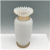Image 2 : Hand-Painted Victorian Art Glass Vase with Ruffled Rim