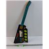 Image 1 : One Man Jam Kids Battery Powered Guitar - Works
