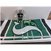 Image 1 : Saskatchewan Roughriders Lot: Flag, (2) Mini Footballs, Grey Cup Stuffy (2013)