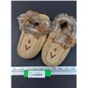 Image 1 : Childrens Moccassins - 8" Long