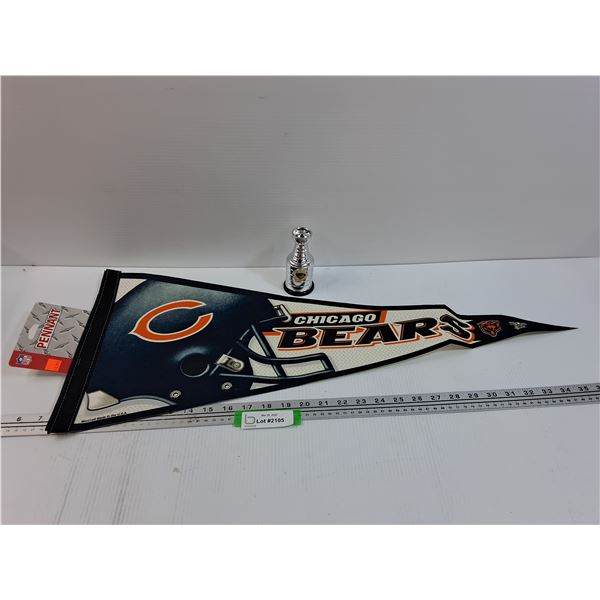 Chicago Bears Pennant & Mini Plastic Stanley Cup
