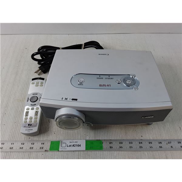 Canon Projector with Remote, Powers On