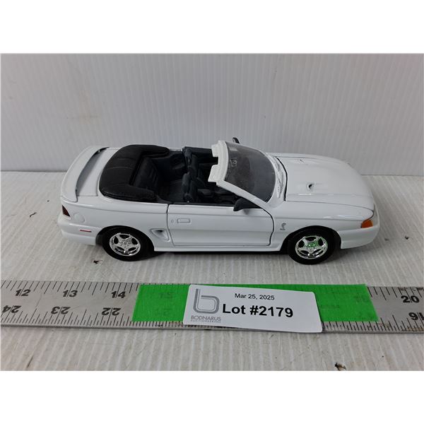 1:24 Scale 1998 Model Mustang