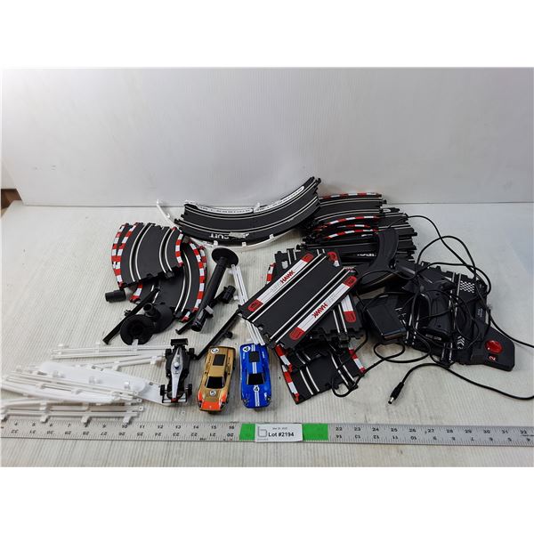 Litehawk Race Track with Remote Control Cars-Untested