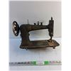 Image 1 : Antique Reliance Manual Sewing Machine