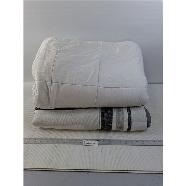 (2) Comforters Both 80" x 54"