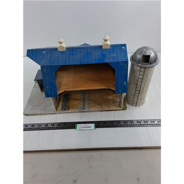 Vintage Metal Farm Playset 17" x 11" x 11"