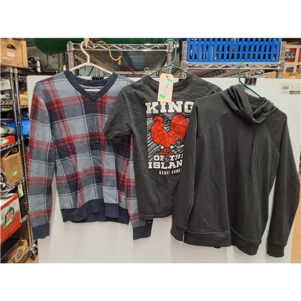Tommy Hilfiger, Sweater, King T Shirt and Gaiam Sweater