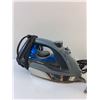 Image 2 : (2) Electric Irons