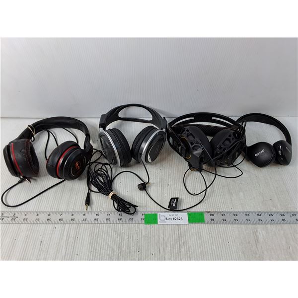 (4) Headphones- Rig, Uconnect, Sony, Octagon