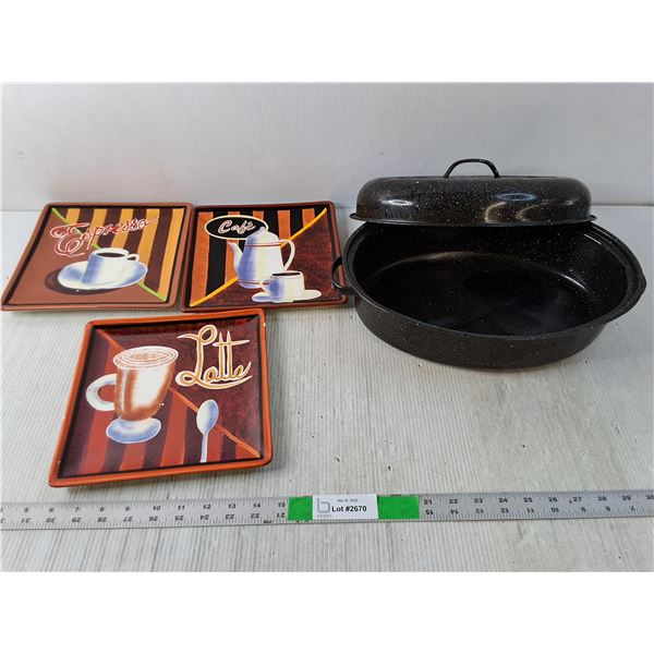 Roasting Pot & (3) Ceramic Plates