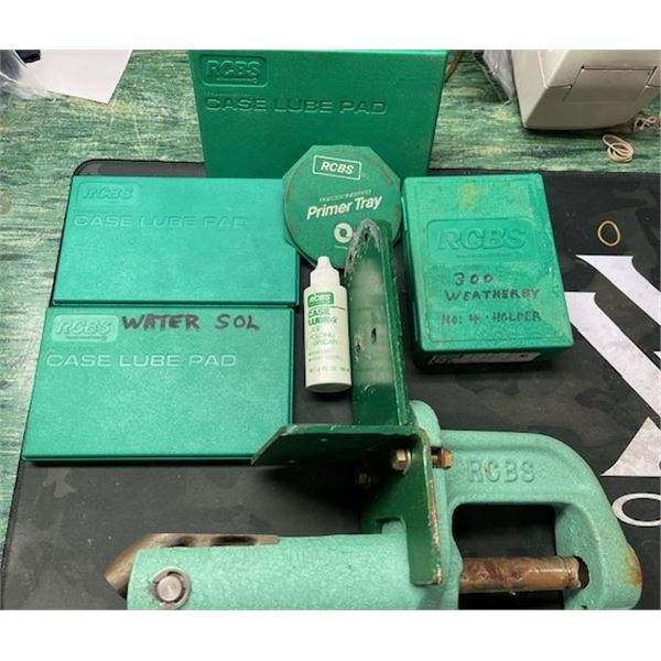 PRE-OWNED RCBS PRESS (NEEDS PARTS) 300 WEATHERBY DIE & ACCESSORIES