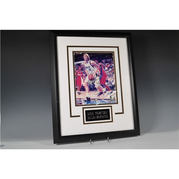 Dirk Nowitzki Signed Photograph, Dallas Mavericks