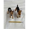 Image 3 : 2 Vintage Royal Doulton Porcelain Dog Figurines: HN 1025 & 1115